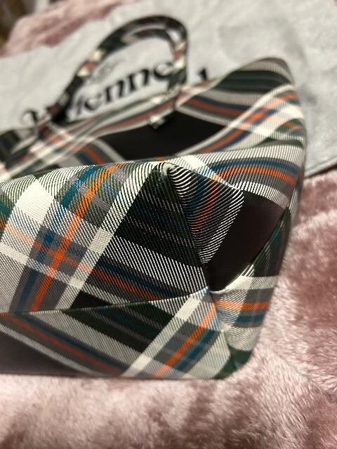 vivienne westwood̃`FbNobOAۑܕt  uh 