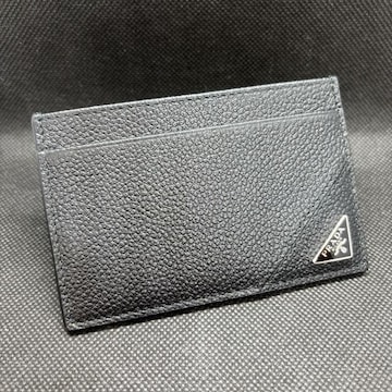  PRADA v_ pXP[X ubN