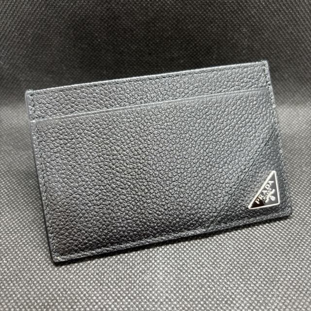  PRADA v_ pXP[X ubN   uh 