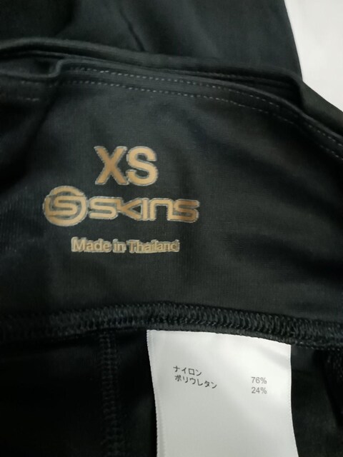 SKINS ^Cc A400 MX@MTCY  t@bV 