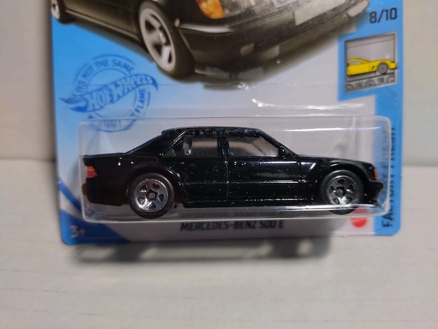 yHWx[VbNzZfX-xc 500E  zr[ 