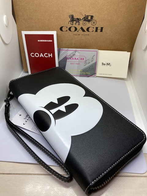 COACH  R[`   CN037   z  COACH~~bL[}EXR{   Wbs[EHbg  uh 