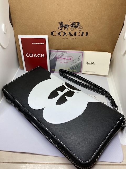 COACH  R[`   CN037   z  COACH~~bL[}EXR{   Wbs[EHbg  uh 