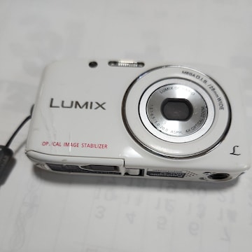 fW^J LUMIX