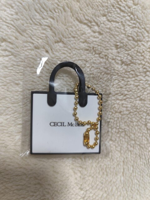 ZV}Nr[ CECIL McBEE ~j`AVbp[@zCg~ubN  uh 