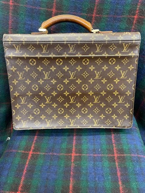 yKizLOUIS VUITTON CBg |ghL} rWlXobO mO  uh 