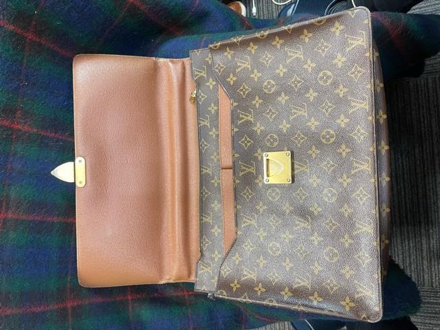 yKizLOUIS VUITTON CBg |ghL} rWlXobO mO  uh 