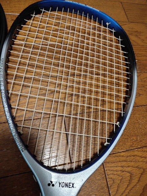 YONEX lbNX Ti2000 TITANIUM MESH Long  \tgejX ejX Pbg  W[/X|[c 