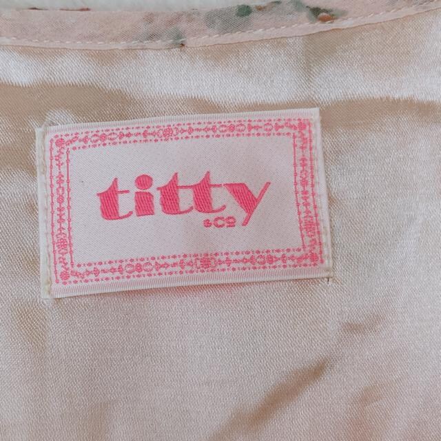 titty&co  ԕ  ݕt s[X L N2m