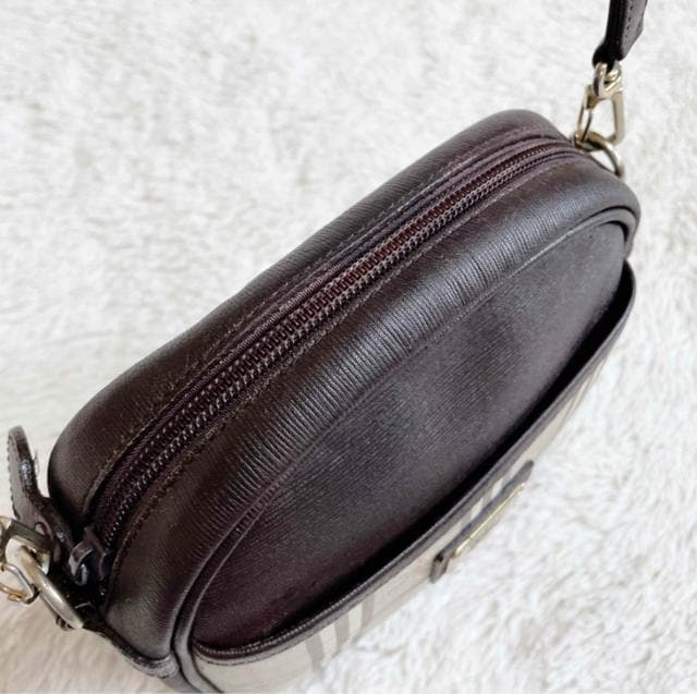 i BURBERRY z[XS v[g mo`FbN V_[obO  uh 