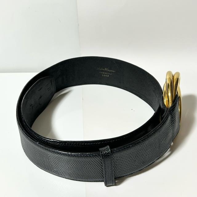 Salvatore Ferragamo tFK xg U[h^U[ S[h  uh 
