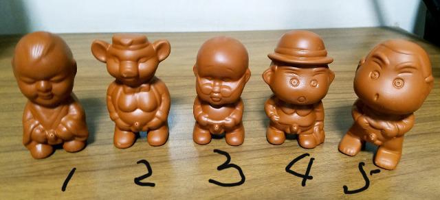 砥*大様 小便小僧　配管にて放水可能　陶器 陶器 小便小僧 置物 外寸 全高30.5cm×幅12.5cm×奥行8cm : 今戸屋