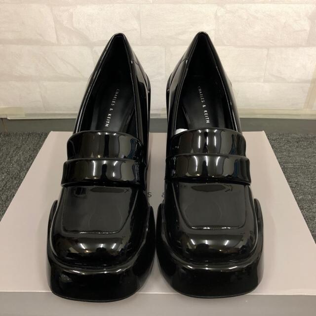  Vi CHARLES&KEITH  pegvbgtH[[t@[  t@bV 