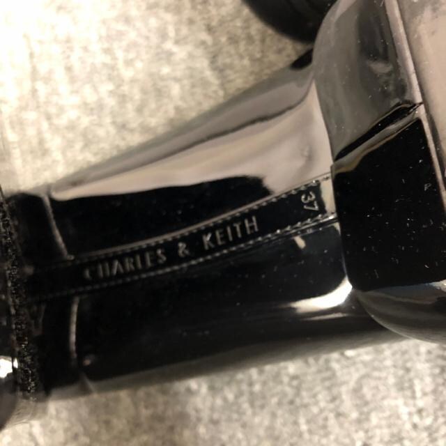  Vi CHARLES&KEITH  pegvbgtH[[t@[  t@bV 