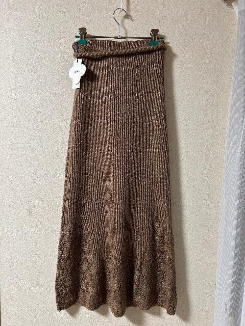 1.2Vi^OtLily BrownrэjbgXJ[g