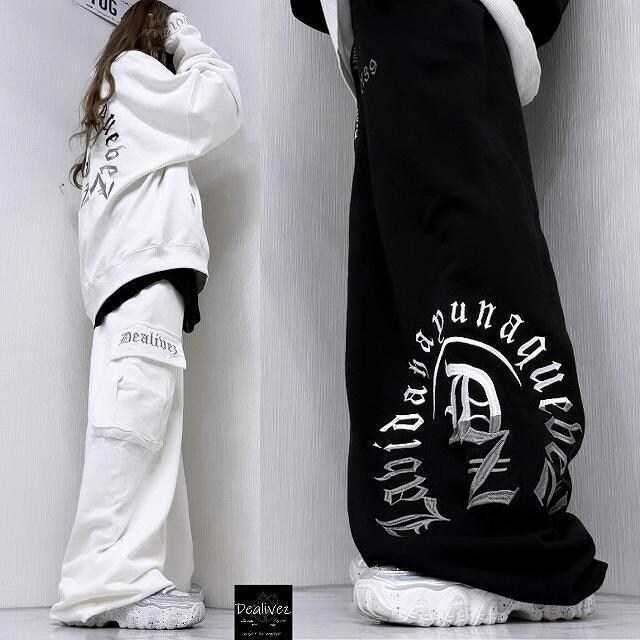 NEWŐVwXLyDealivezzBlack Letter Chpc ALLhJ SideS ̃J[S|Pbgt