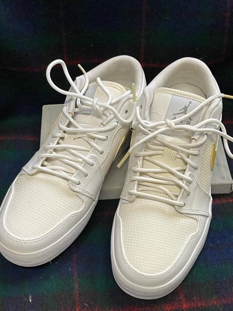 NIKE JORDAN V.2 LOW zCg 26cm iCL W[_  584794-104 NIKE LOW  uh 