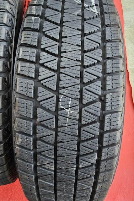 yoazXXL GXN[h  17in 6.5J@+45 PCD114.3 2019N BRIDGESTONE BLIZ  /oCN