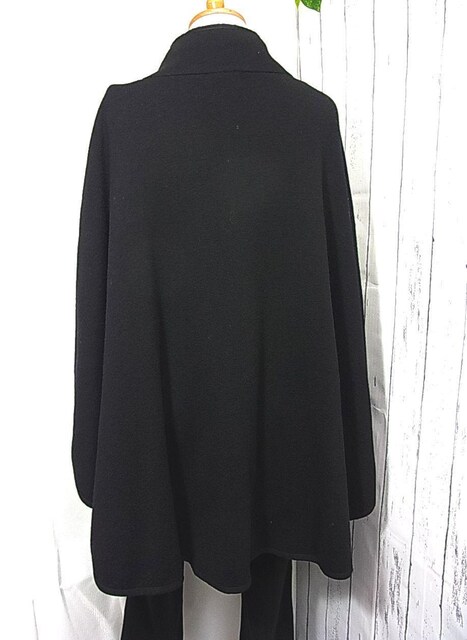 ǕiKiMassimo Dutti@}bVfbeB@P[vR[g@|`@M