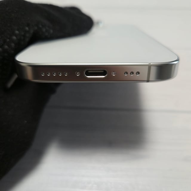 iPhone 16 Pro 256GB zCg`^jE