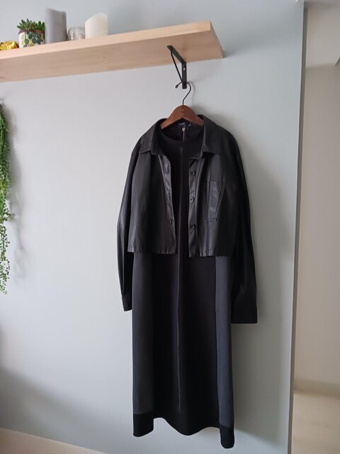 Bershka/AE^[tFCNU[̃ubNAE^[