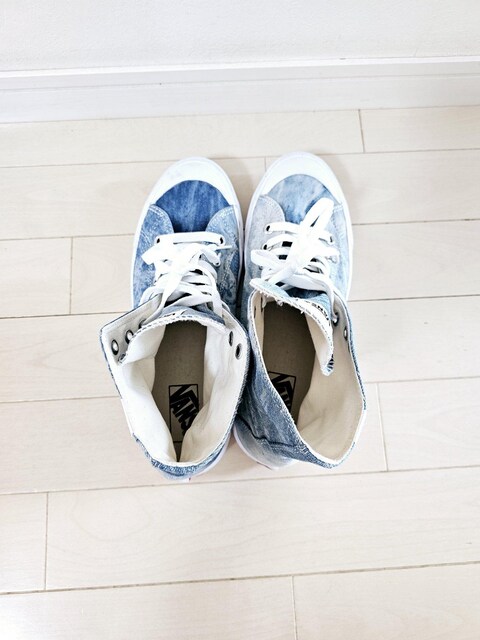 VANS fj nCJbgXj[J[ 26p  uh 