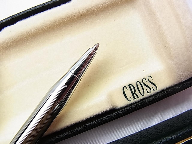 Ki@i@CROSS@NX@{[y