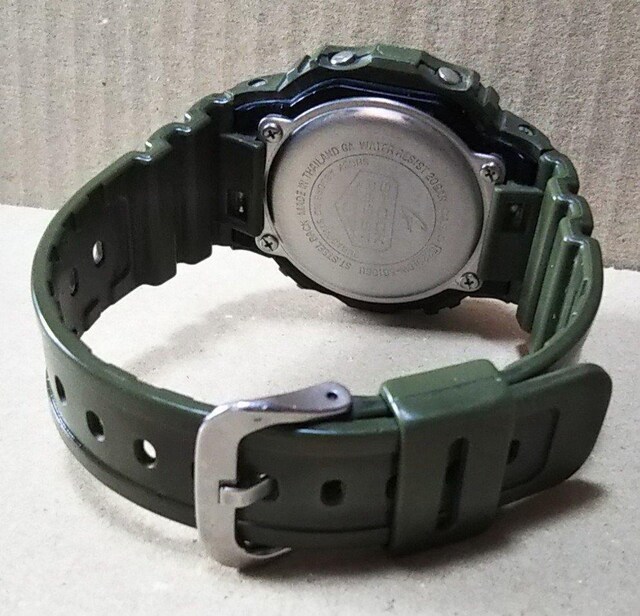 drVi CASIO JVI G-SHOCK DW-5610SU fW^ rv Y J[L ubN ]t  jANZT[/v 