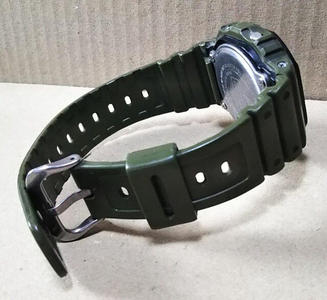 drVi CASIO JVI G-SHOCK DW-5610SU fW^ rv Y J[L ubN ]t  jANZT[/v 