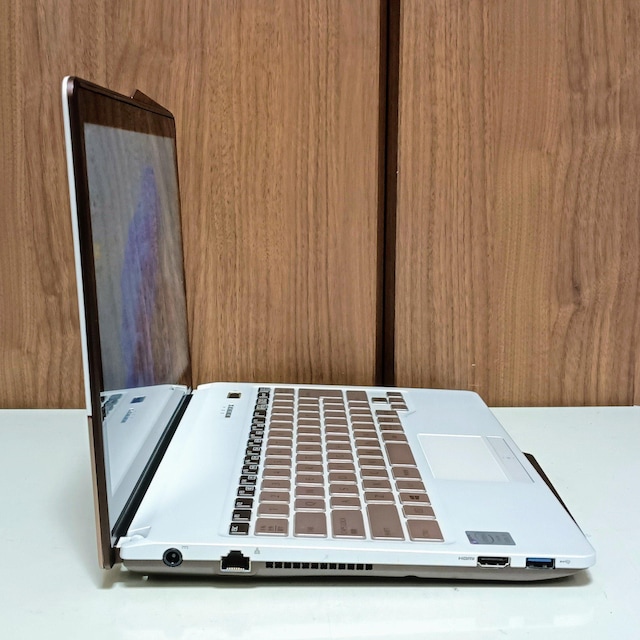FUJITSU LIFEBOOK Corei5 8GB SSD512GB ^b`pl DVD WebJ Office  PC{/Ӌ@ 
