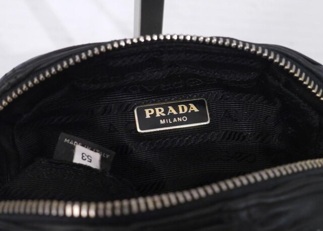 iPRADA v_ NAPPA ibp U[ NX{fB `F[Xgbv V_[ obO |[` Af  uh 