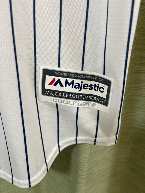 Majestic - デレクジーター ゲームシャツ ユニフォーム ヤンキースMajestic サイズM Majestic - デレクジーター ゲームシャツ ユニフォーム