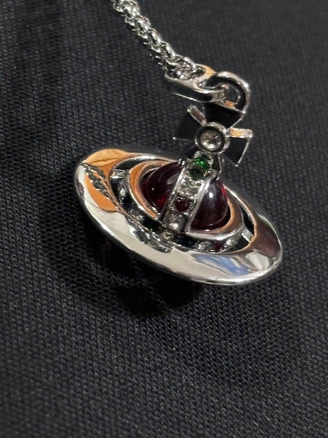 Vivienne Westwood 6_Zbg  uh 