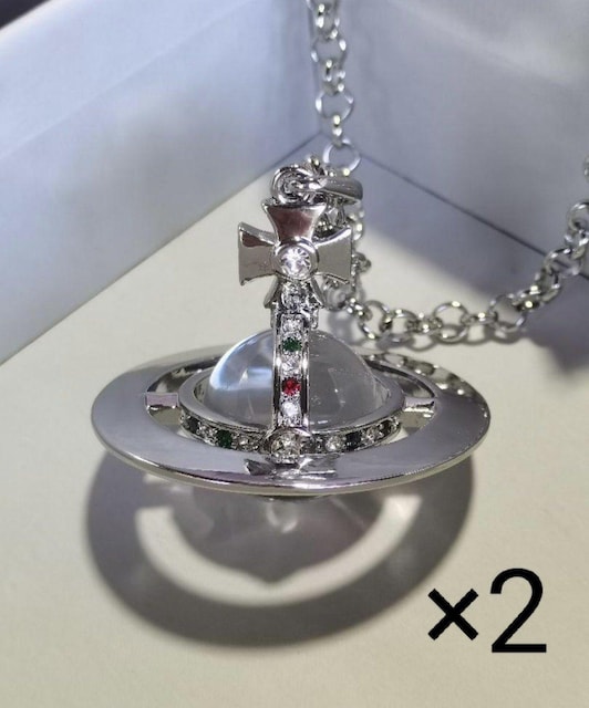 Vivienne Westwood 6_Zbg  uh 