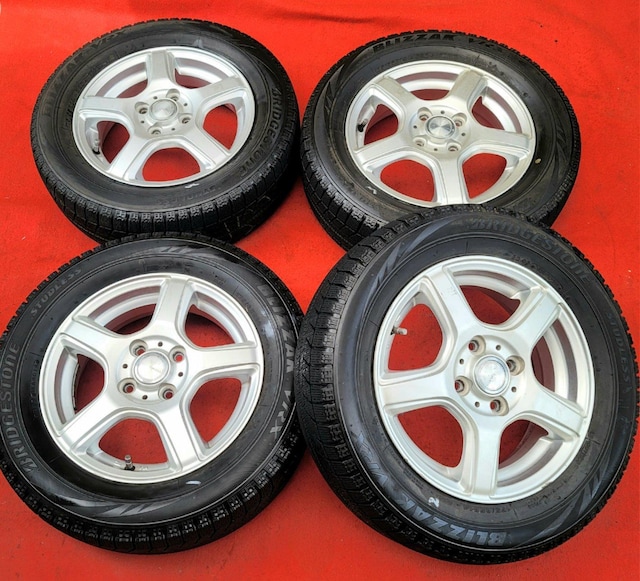 GRASSA~zC[14in 4.5J +45 PCD100 X^bhXt4{ZbgBRIDGESTONE BLIZZAK  /oCN