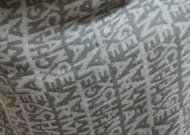 ARMANIExchange}t[  jt@bV 