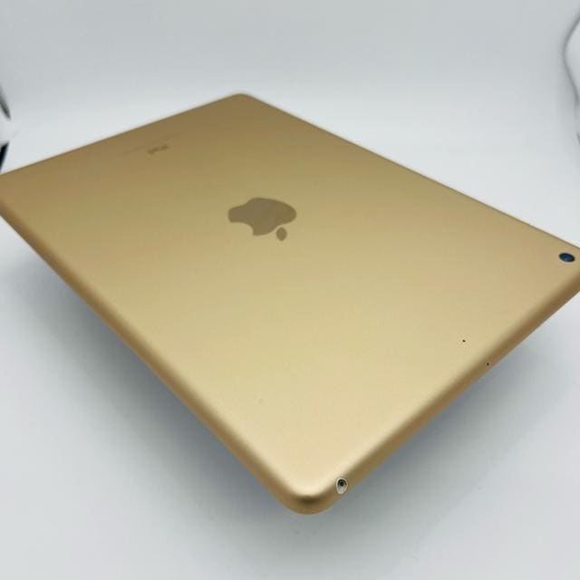 A 91% iPad 5 5 32 GB Wi-Fi S[h {  PC{/Ӌ@ 