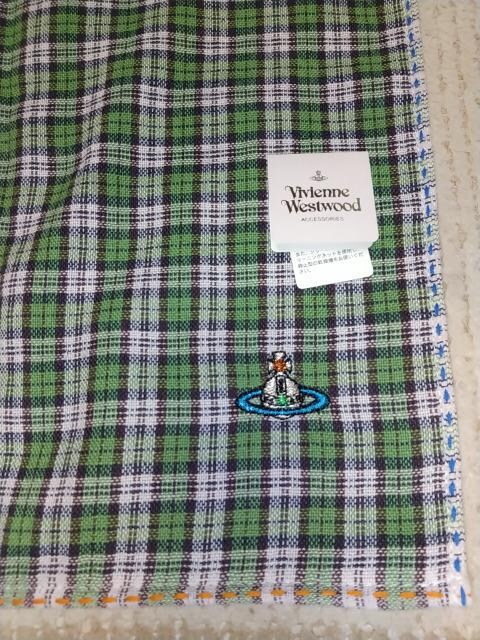 Vivienne Westwood@~j^I@Vi  uh 