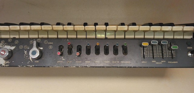 VTCU[KORG700s  zr[ 