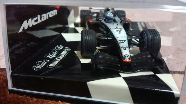 1/43 }N[ ZfX MP4-19 frbgNT[h gp Vi i  zr[ 
