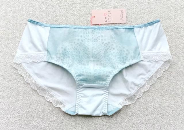 Triumph AMOSTYLE V[c MTCY 10Zbg  t@bV 