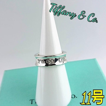 Tiffany eBt@j[ O