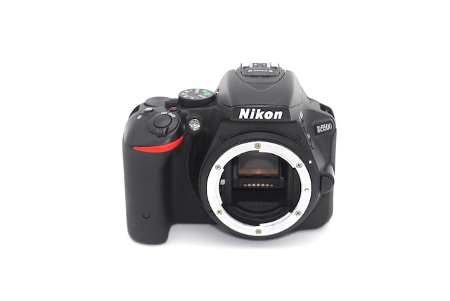 Wi-Fi@\ڂŃNN]Nikon D5500 {fB  Ɠd/AV 