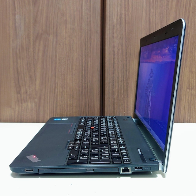 Lenovo ThinkPad Corei5 16GB SSD512GB Office2024 m[gp\R Win11  PC{/Ӌ@ 