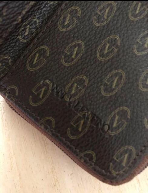 Vi@GIANNI VALENTINO / Wjo`m ܂z  uh 