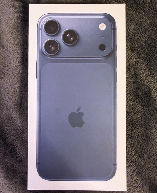 yViJziPhone17ProMax 256GB fB[vu[   Ɠd/AV 