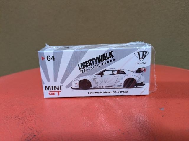 miniGT LBWorks Nissan GT-R White oeB[EH[N   zr[ 