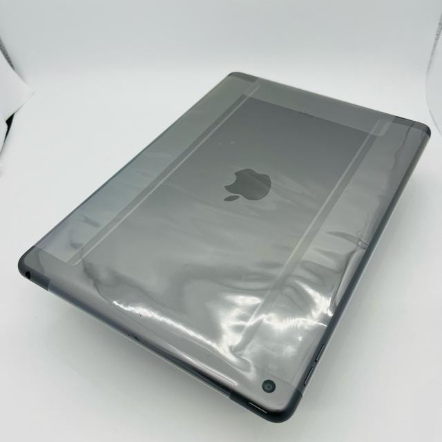 gp iPad 8 8 32 GB Wi-Fi OC {  PC{/Ӌ@ 