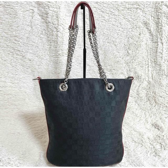 i  LOEWE Gx oPc `F[ AiO V_[obO  uh 