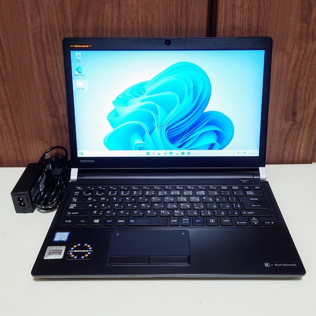 TOSHIBA dynabook Corei5 8GB SSD256GB Office2024 WebJ m[gp\R  PC{/Ӌ@ 